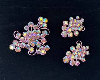 Vintage Unique Lavender Rhinestone Brooch * Clip on Earrings Set
