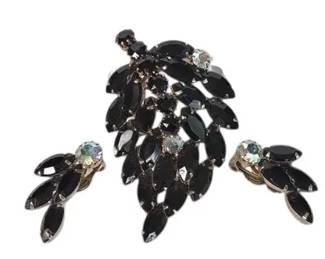 Vintage Black Glass with Crystal Accent Clip On Earrings / Brooch Set Possibly Weiss
