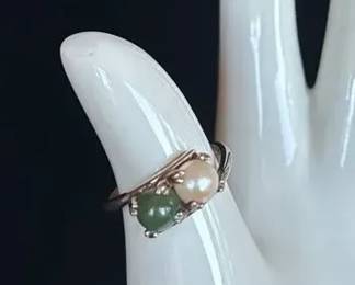 10K Gold Filled Pearl and Jade or Jadeite Ladies Ring Size 7
