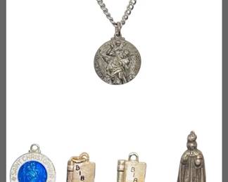 Religious Lot * 1975 Sterling Silver Necklace SHALOM ST. Christopher Medal * 2 Vintage Bible Charms
