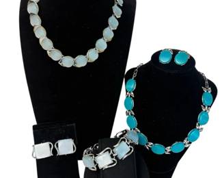 Vintage Coro Blue Moonglow Lucite Silver Tone Bracelet Set * Karu Pear Shape Set * Teal Jewelry Set
