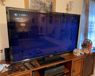 #21	Sony Bravia TV 55"KDL-55HX800	 $125.00 					#69	Tv Cabinet 	 $80.00 				