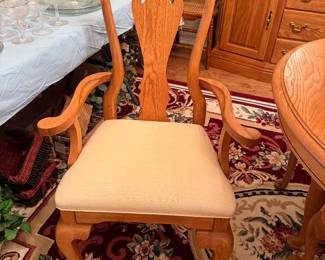	#12	Kincaid Oak Table & Chair set with 2 leaves 42x 62-98x29	 $200.00 				