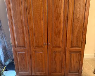 	#30	Work Station 50x25x60	 $100.00 				