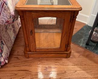 *	#3	Oak Glass Front Side Table 20x21	 $40.00 				