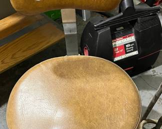 Dentist/doctor chair.