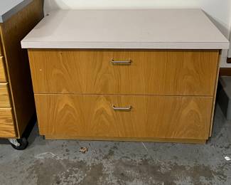 Deep storage container.