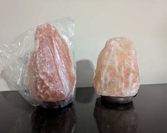 Himalayan salt lamps