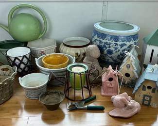 Garden Home Dcor Lot  Planters, Birdhouses, Lanterns  Accessories