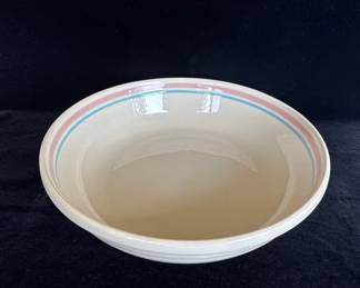 Nice Roseville USA 13” Width Pasta Serving Bowl
