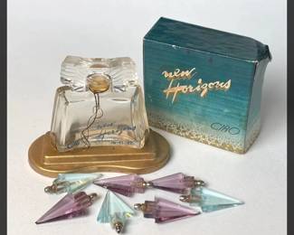 Vintage New Horizons CIRO Perfume Bottle/Box * Tiny Vintage Glass Pieces Unknown
