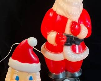 2 Vintage Santa Blow Molds * Working in very Good Condition!
