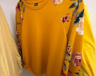 SHEIN LUNE Floral Print Raglan Sleeve Pullover in mustard yellow