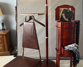 AR103MidCentury Dressing