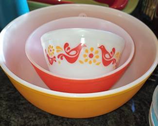 VINTAGE PYREX