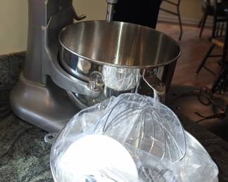 KITCHEN AID PROFESSIONAL 600 STAND MIXER