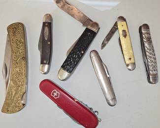 POCKET KNIFE COLLECTION
