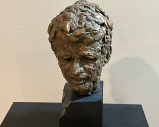 JFK bust