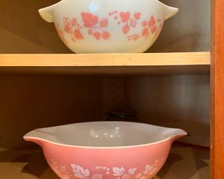 Gooseberry pink Pyrex