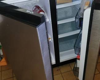 #2 Picture Of Double Door Refrigerator/ Freezer 