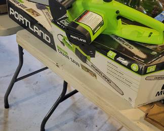 Brand New Electric Chainsaw