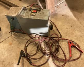 Vintage battery jump box