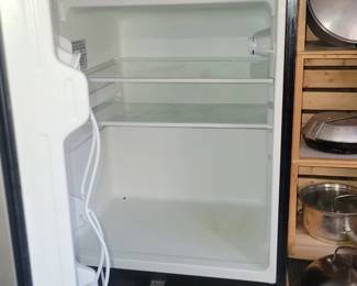 #2 Picture Of Refrigerator 
