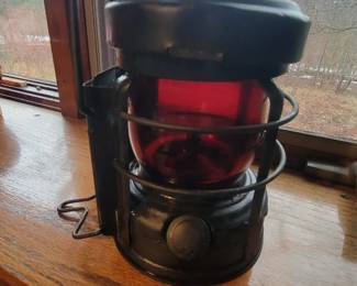 Vintage Embury Luck - E - Lite Number 25 Railroad Conductor Latern With Red Globe