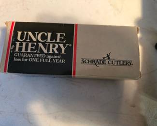 Bear Paw Lockback Schrade Hunting Knife