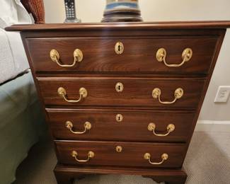 Henredon Bedside Table