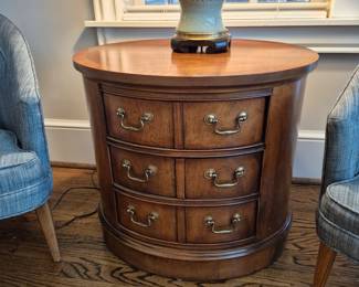 Thomasville Oval Side Table