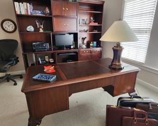 Hekman Leather Top Desk