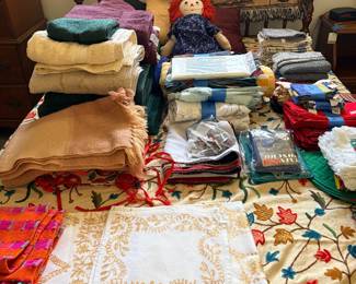 Full bed frame & foam mattress