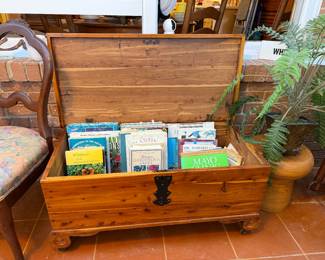 1930's Ed Roos & Company, Forest Park Line, Cedar Chest