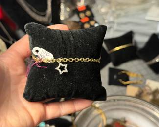 14k bracelet with star diamond charm 