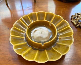 Vintage Anthony Freeman McFarlin pottery ashtray  