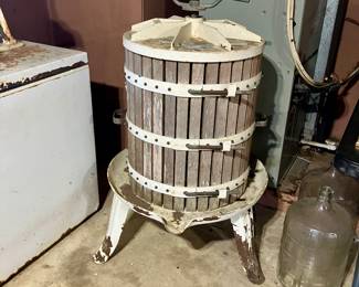 Enorossi grape press