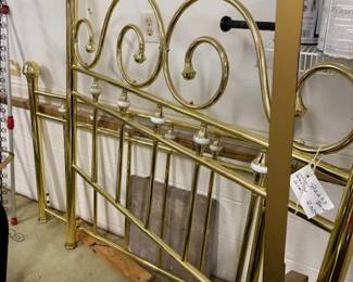 Wesley Allen Brass Bed (Full size) $1,200 new....priced to sale