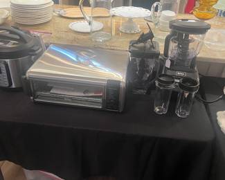 Kitchen table top appliances 