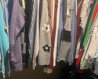 Ladies clothing size medium 