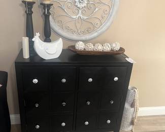 Decorative chest