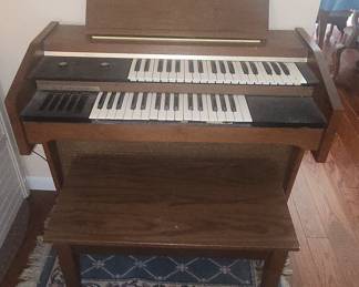 Vintage Silvertone Electronic Chord Organ