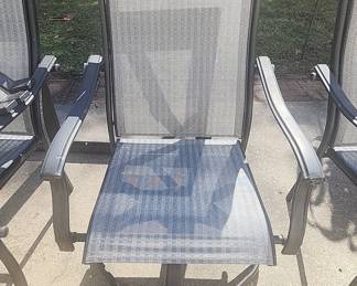 Swivel Metal Patio Outdoor Dining Chair qty 2
