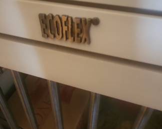 New Age Pet ECOFLEX InnPlace Dog Crate & End Table