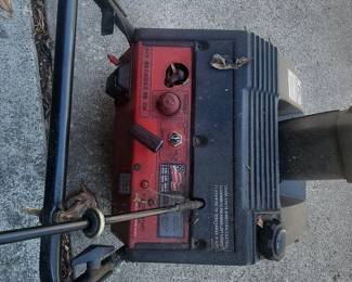 Yard Machines 4.5 HP / 21" Snow Blower