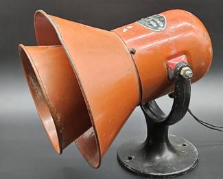 Vtg. Air Raid Siren, Federal Sign & Signal Model A