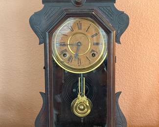 Mantle clock