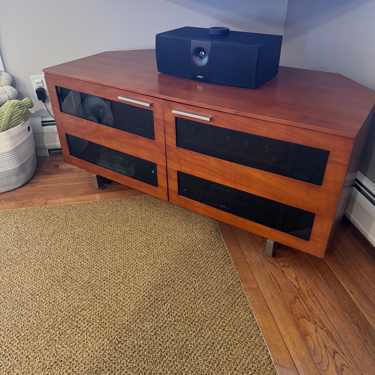 $275 - BDI Avion 8925 Series II Entertainment Console