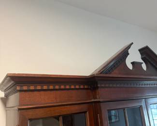 $350- 1947 Beautiful Mahogany Hutch