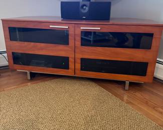 $275 - BDI Avion 8925 Series II Entertainment Console 